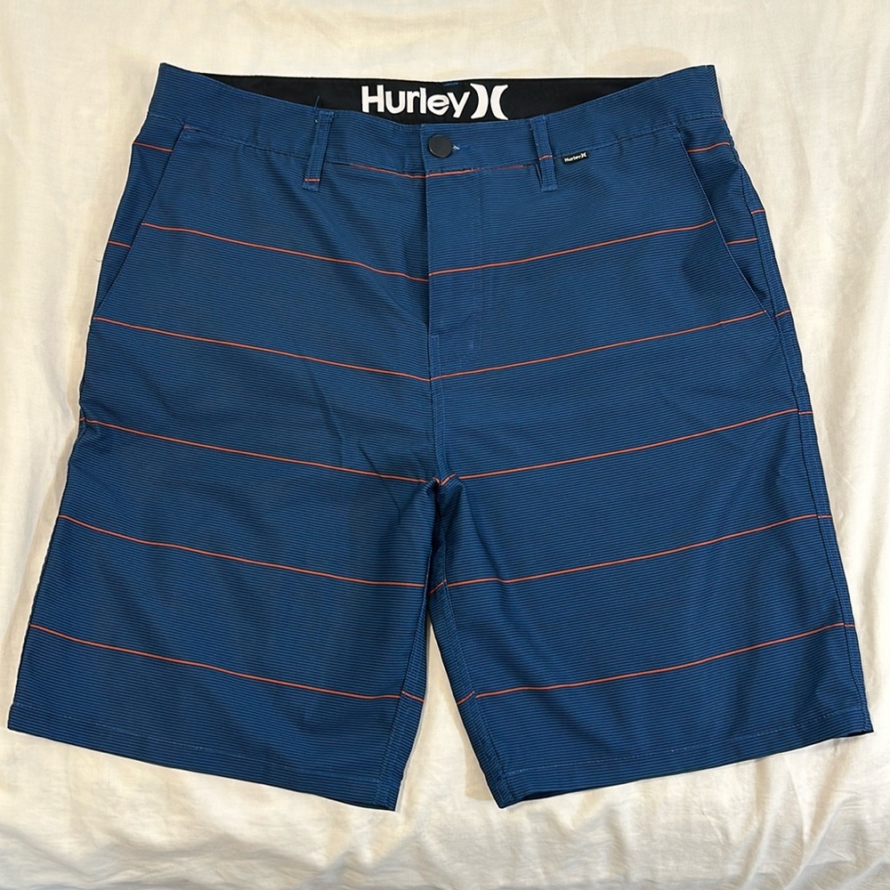 Hurley board shorts unlined. Size 34 waist. Like new condition. Worn little.